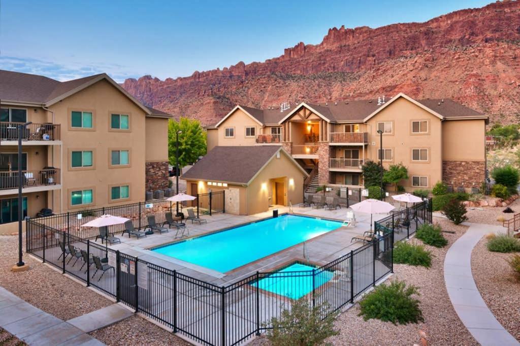 6L Top Floor RedCliff Condo, Pool&Hot Tub Moab Exterior foto